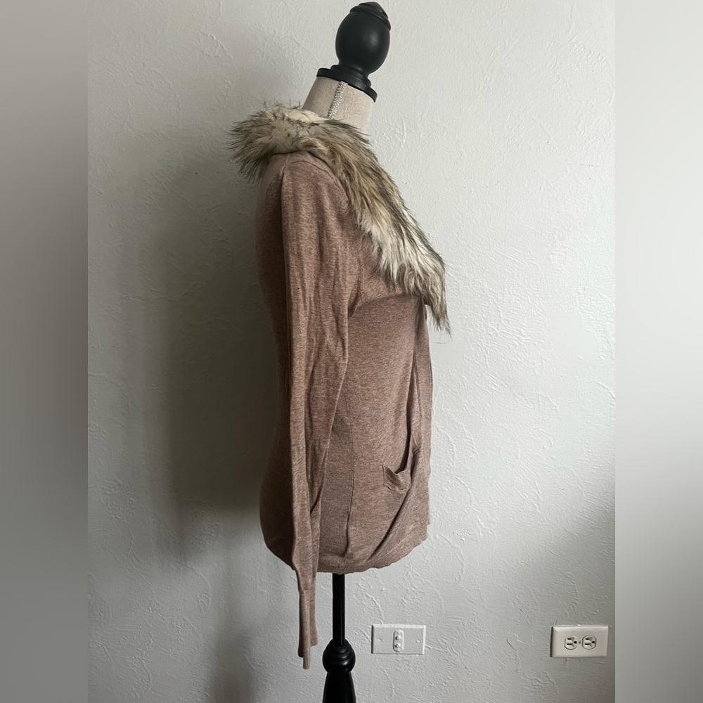 Loft Faux Fur Collar Buttoned Cardigan Size Xsmall - Picture 5 of 9